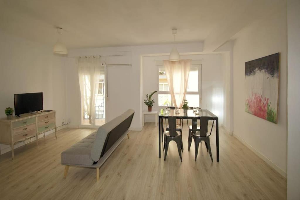 Apartamentos Centro グラナダ エクステリア 写真